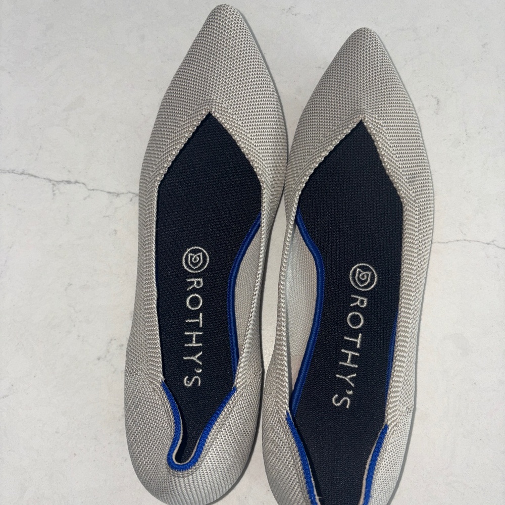 Rothy's"The Point" Women's Slip-On Shoes in beige taupe w/blue trim women's 9W